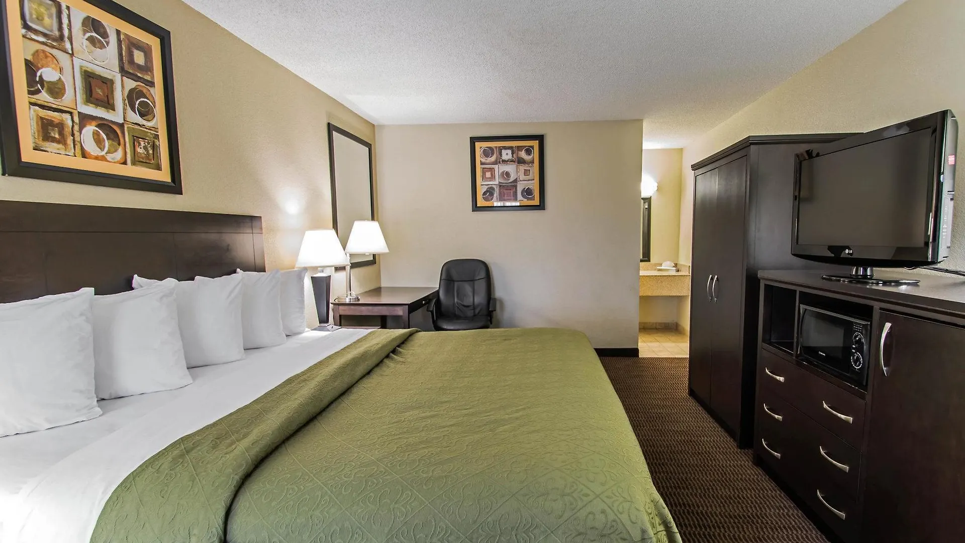 Quality Inn Daytona Speedway - I-95 Daytona Beach Hotel