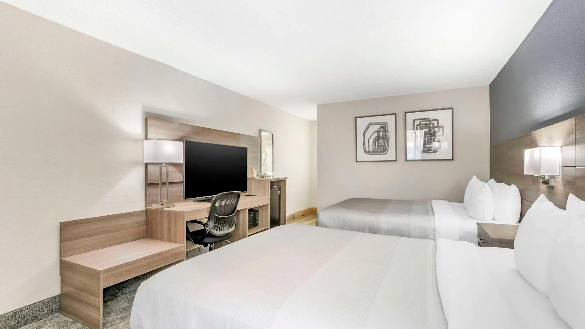Quality Inn Daytona Speedway - I-95 Daytona Beach 3*,